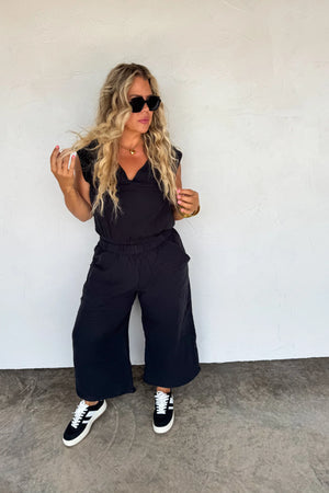 PREORDER- LAURA CROP PANT SET