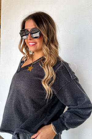 PREORDER- FADED FEELS VNECK PULLOVER