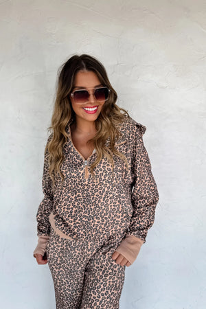 PREORDER- FLORAL & CHEETAH EASY DOES IT PULLOVER