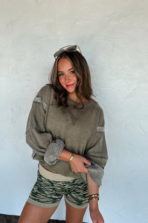 PREORDER- FALL COLORS CLASSIC CREW PULLOVER