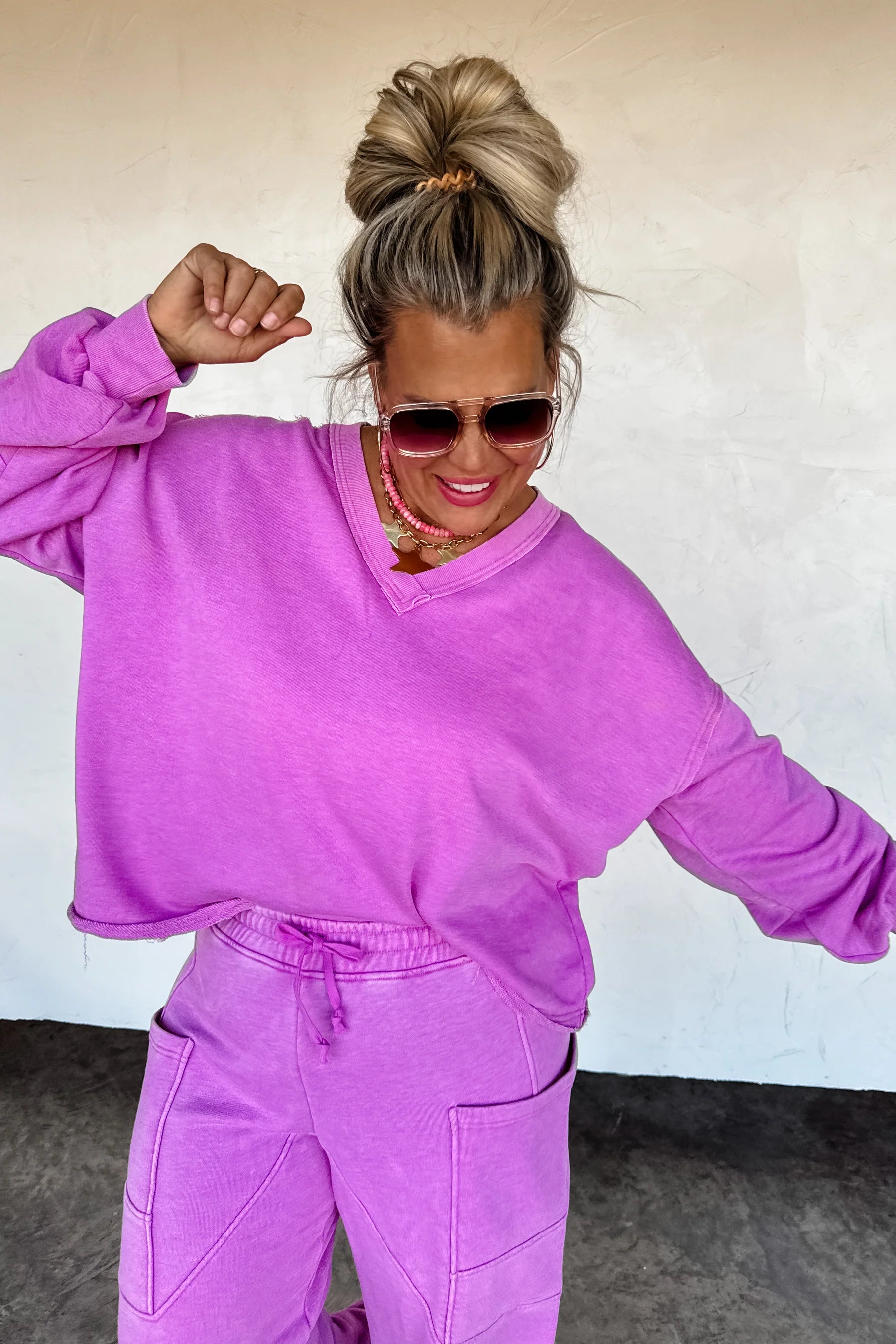 PREORDER- FADED FEELS VNECK PULLOVER