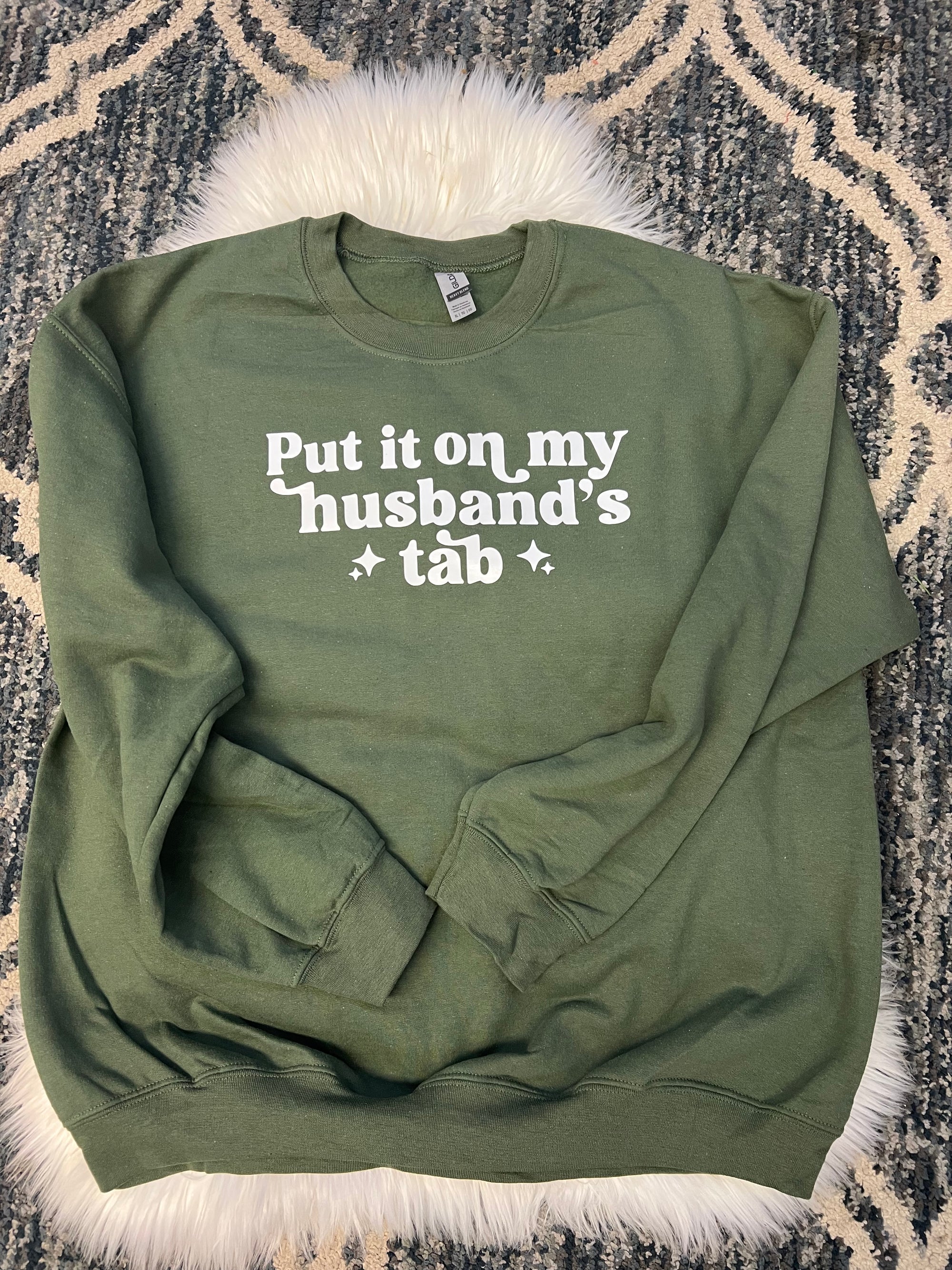 Put it on my husbands tab XL Olive