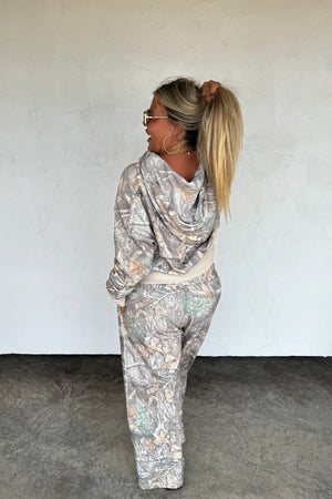 PREORDER- CAMO & CHECKER EASY DOES IT PULLOVER