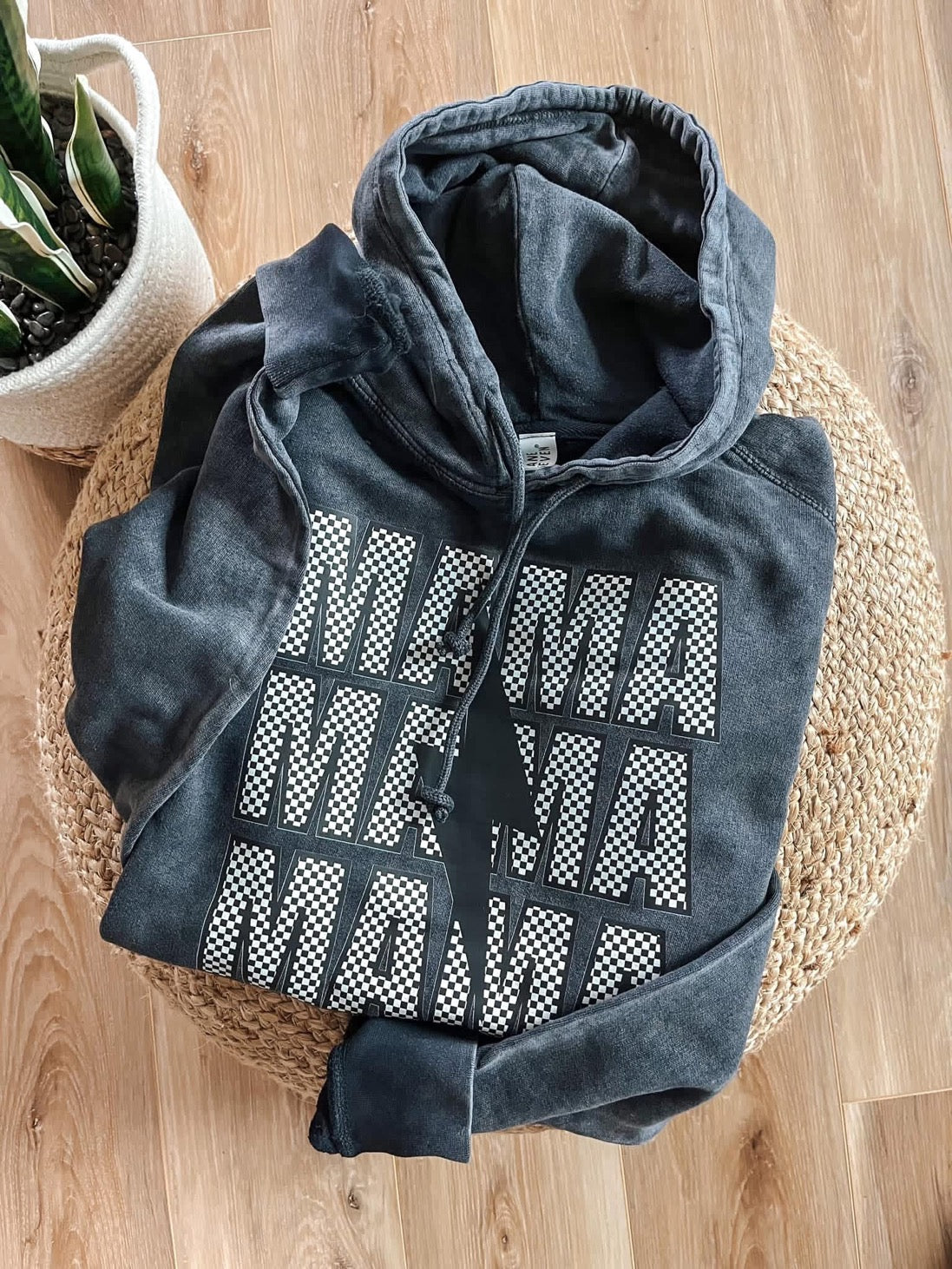 Vintage Mama Mama Mama Lightening Bolt Sweatshirt. (pre-book Closing 19th)